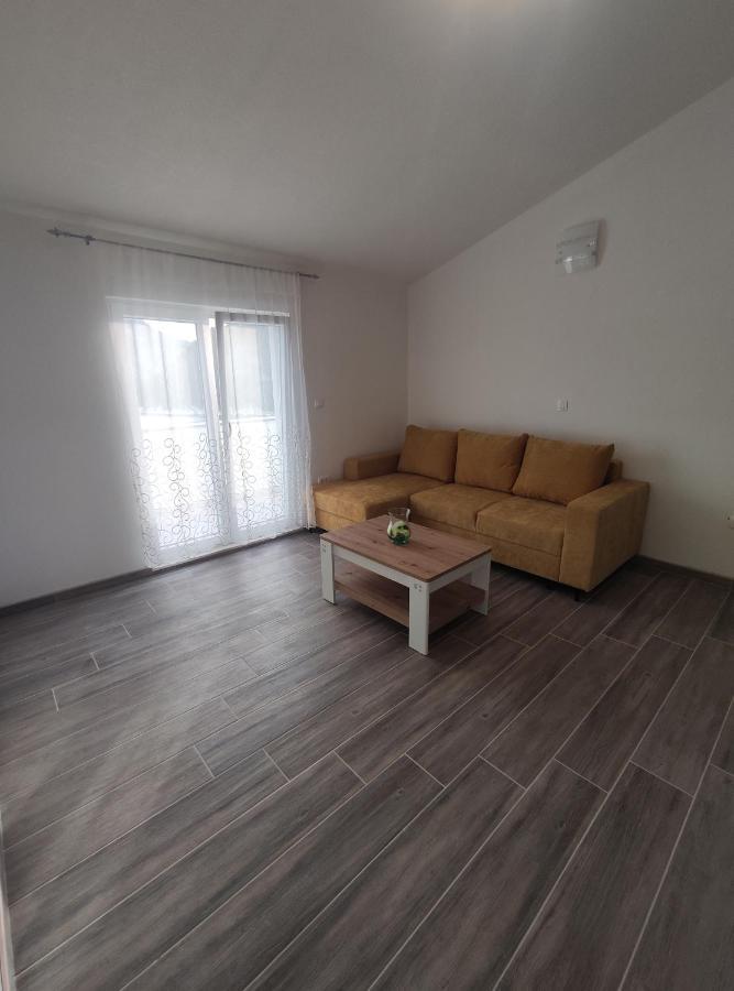 Apartmani Lesic Zaklopatica Lastovo Exterior foto